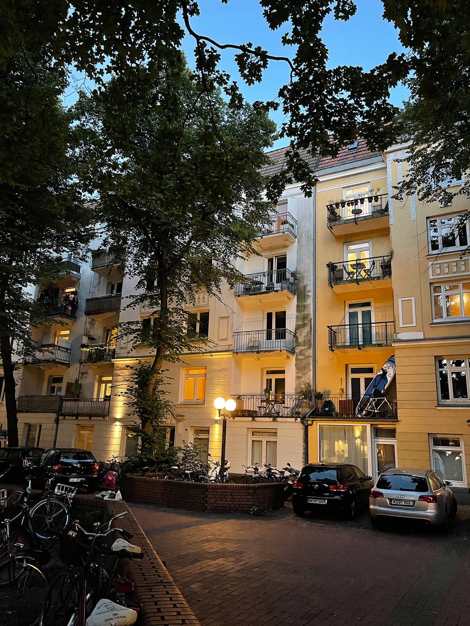 Mehr über den Artikel erfahren Noch wach?